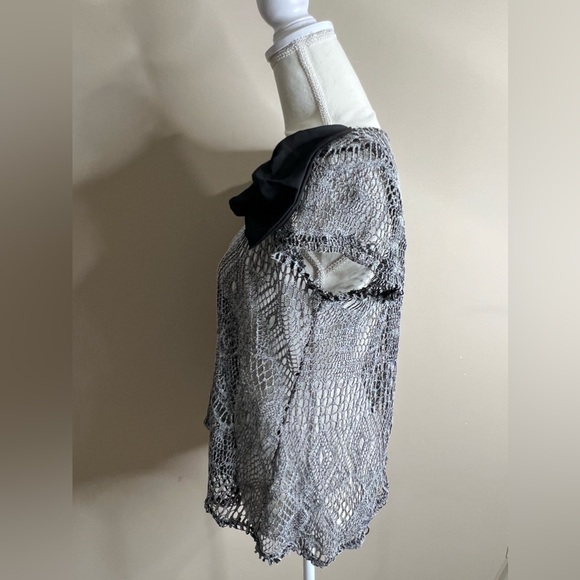 Bella d silver mesh top size XL - Picture 6 of 9